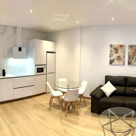 Apartament Atlantis Puerto Marina - 1 Minuto De La Playa
